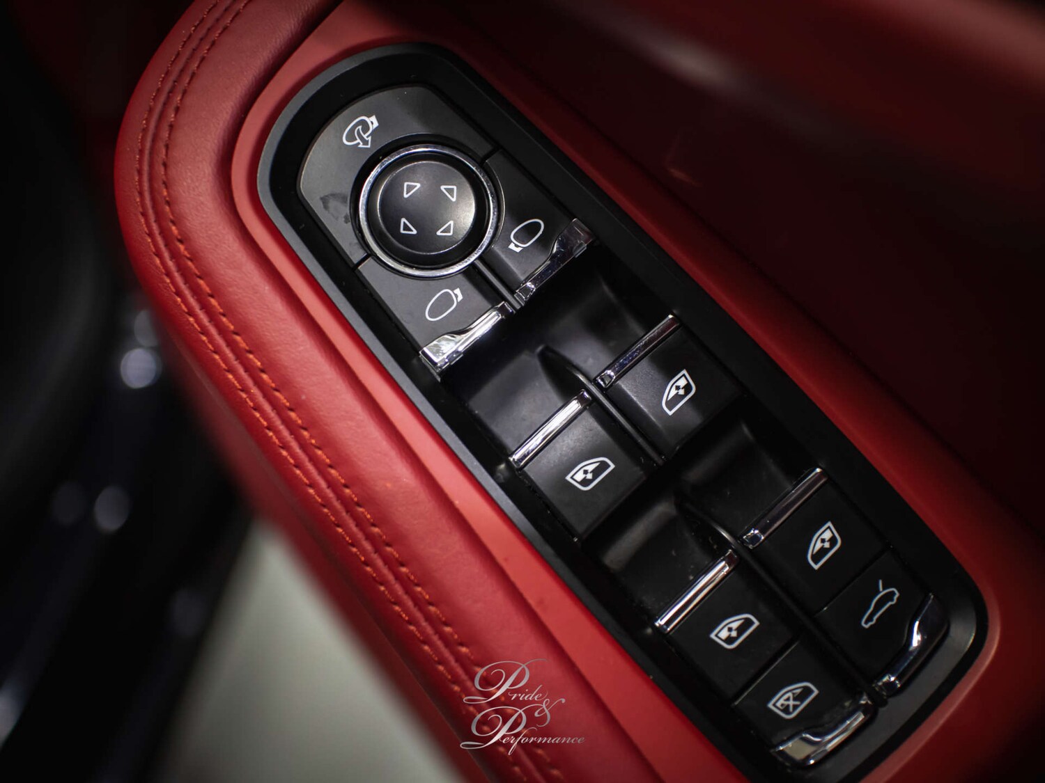 Used Porsche Macan 2015 for sale - 77575736: Photo 35