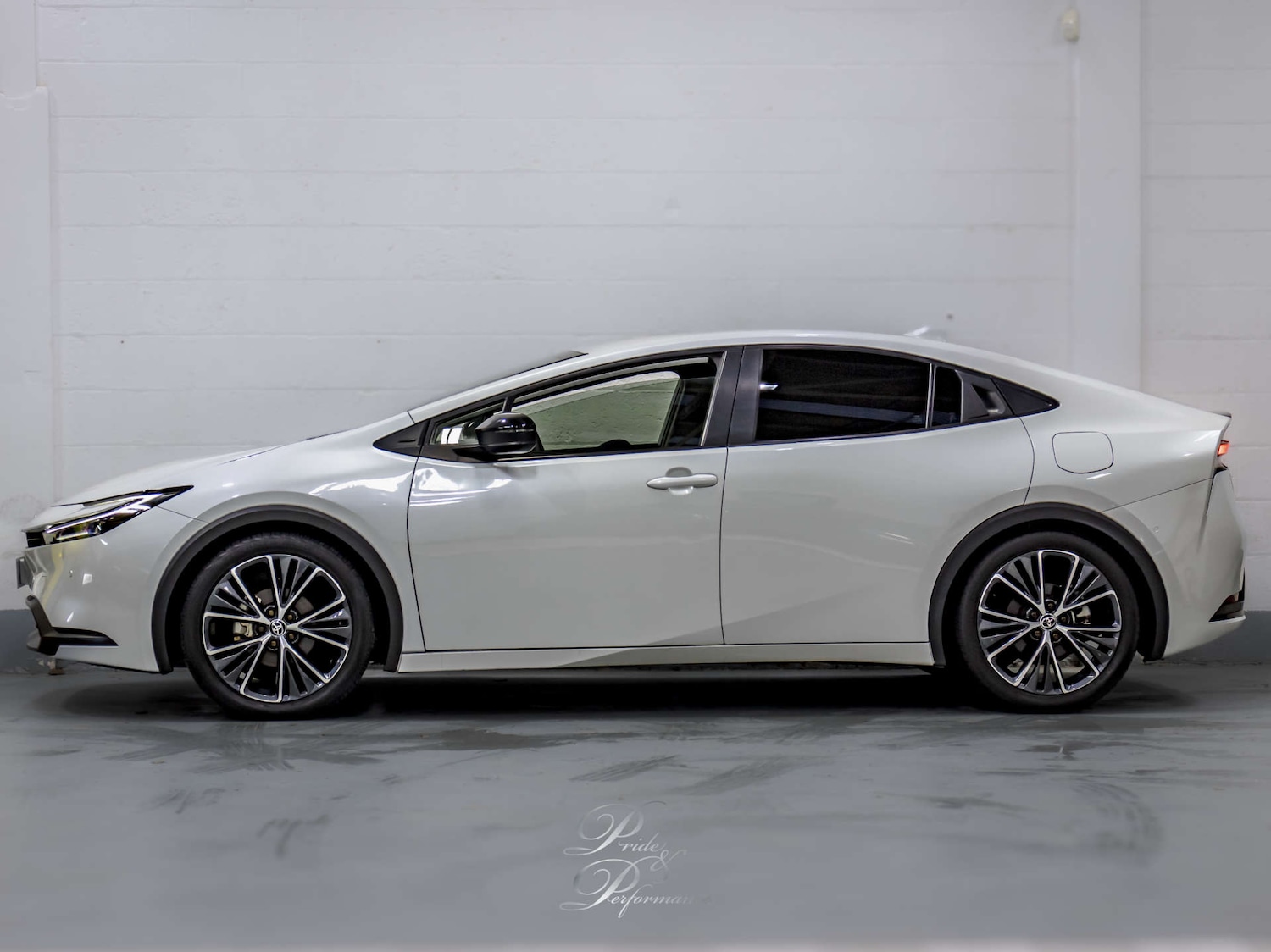 Used Toyota Prius 2025 for sale - 76829803: Photo 10