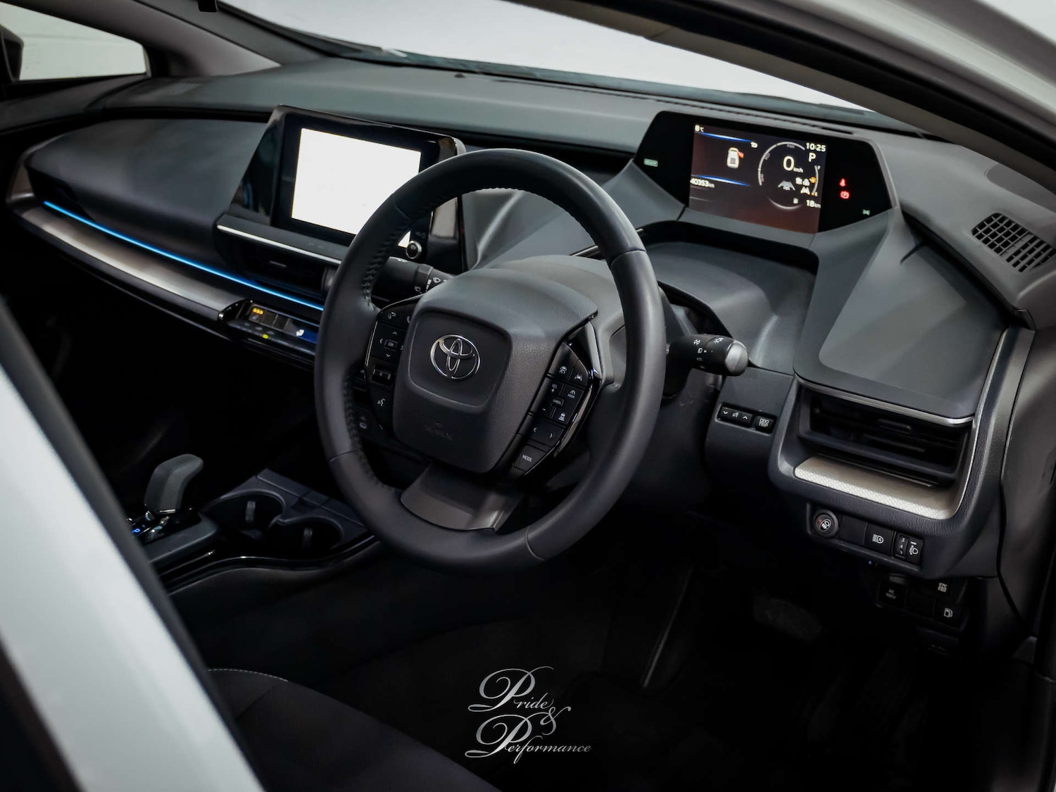 Used Toyota Prius 2025 for sale - 76829803: Photo 14