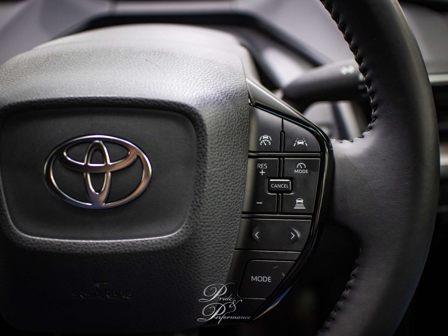 Used Toyota Prius 2025 for sale - 76829803: Photo 32