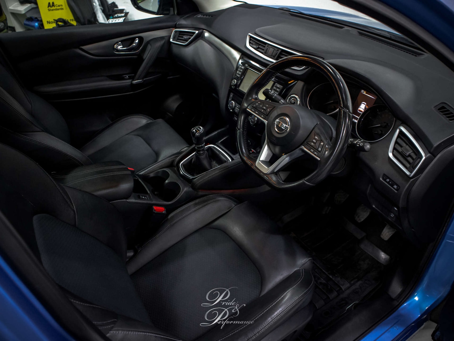 Used Nissan Qashqai 2018 for sale - 76935481: Photo 2