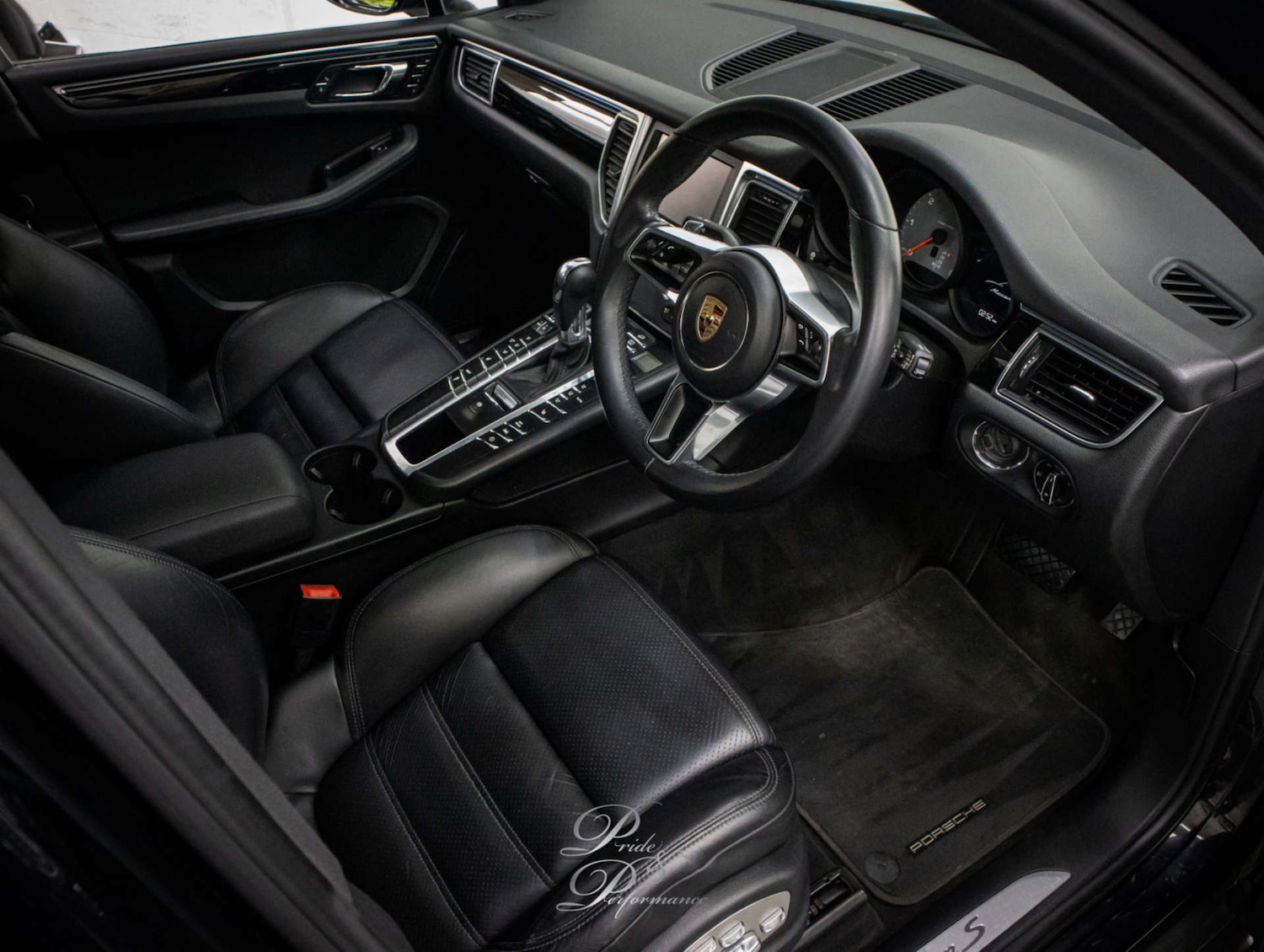 Used Porsche Macan 2015 for sale - 78198762: Photo 12