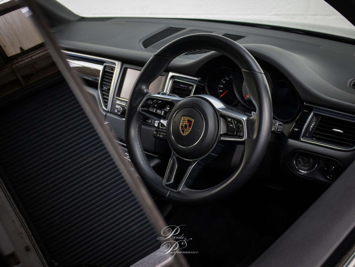 Used Porsche Macan 2015 for sale - 78198762: Photo 13