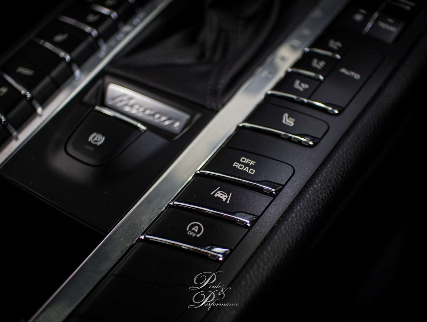 Used Porsche Macan 2015 for sale - 78198762: Photo 26