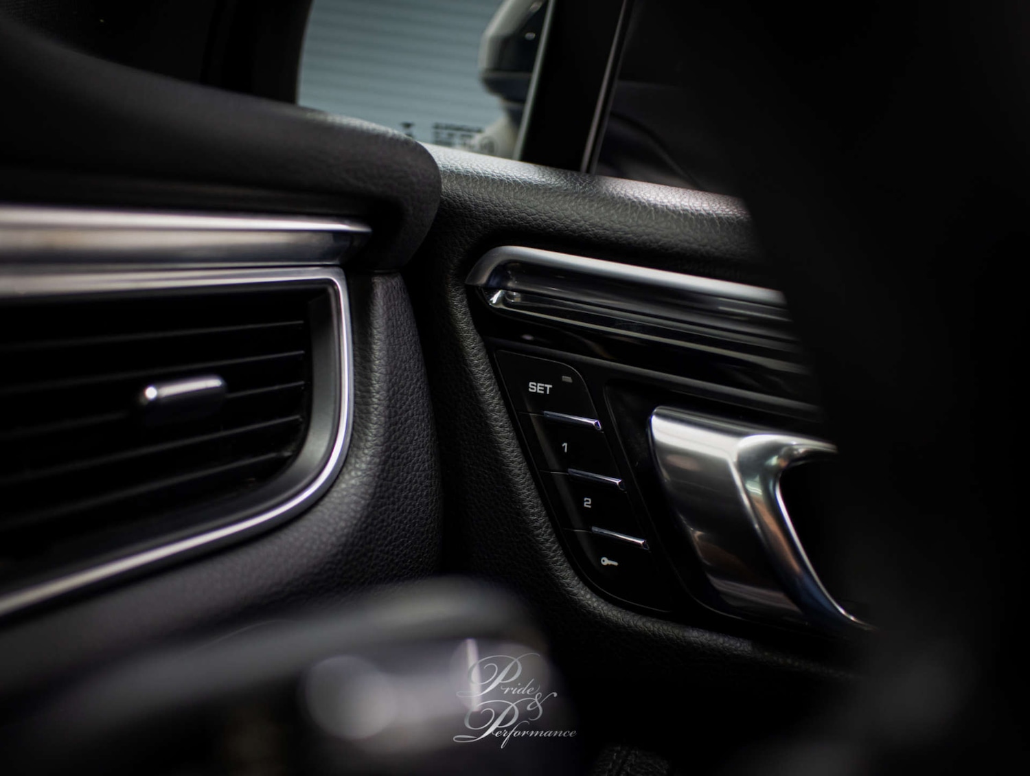 Used Porsche Macan 2015 for sale - 78198762: Photo 29