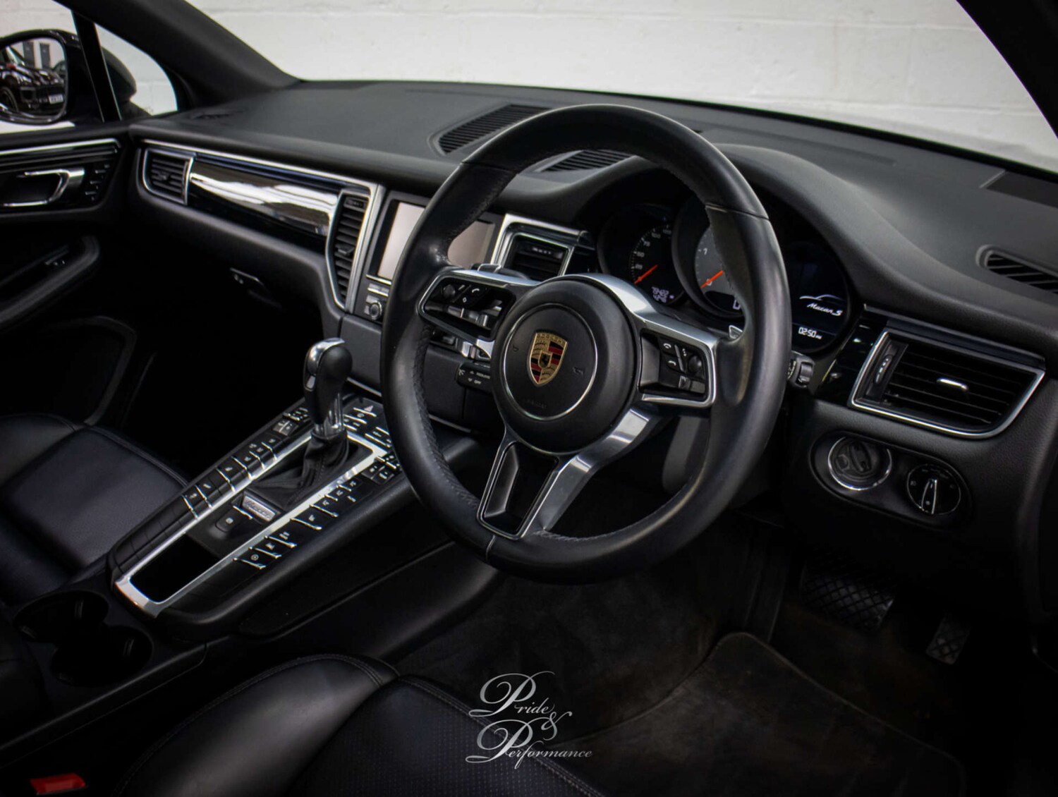 Used Porsche Macan 2015 for sale - 78198762: Photo 34