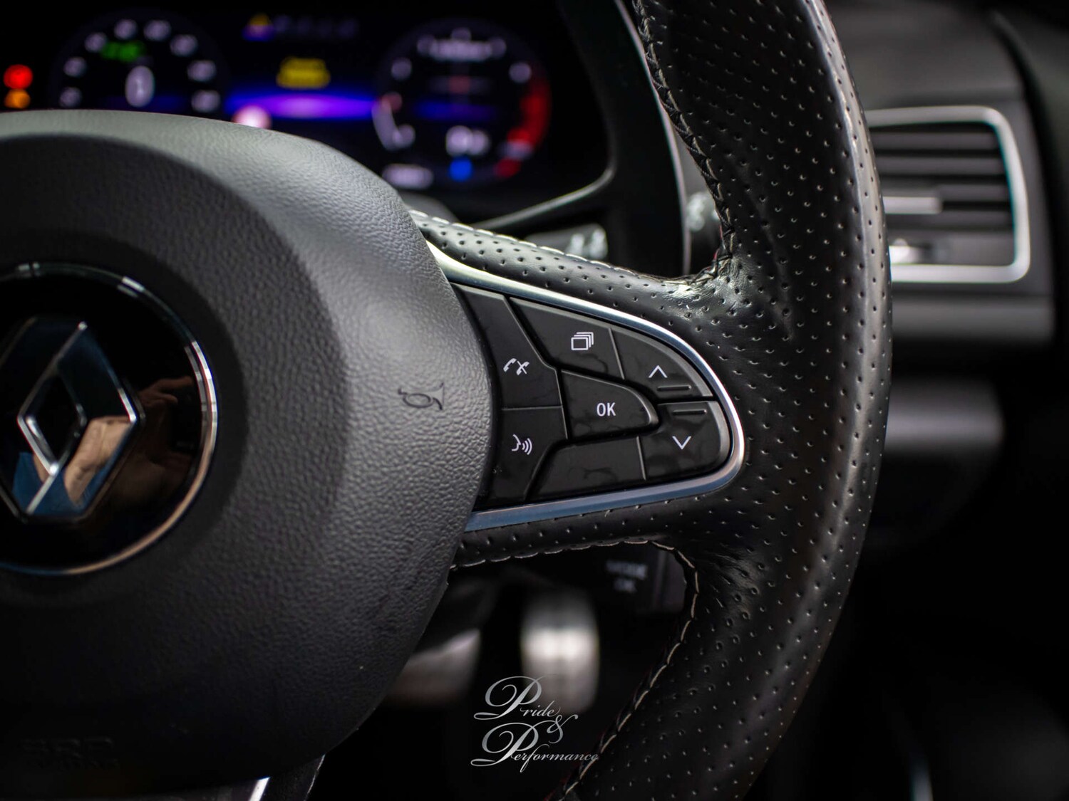 Used Renault Megane 2021 for sale - 77193209: Photo 32