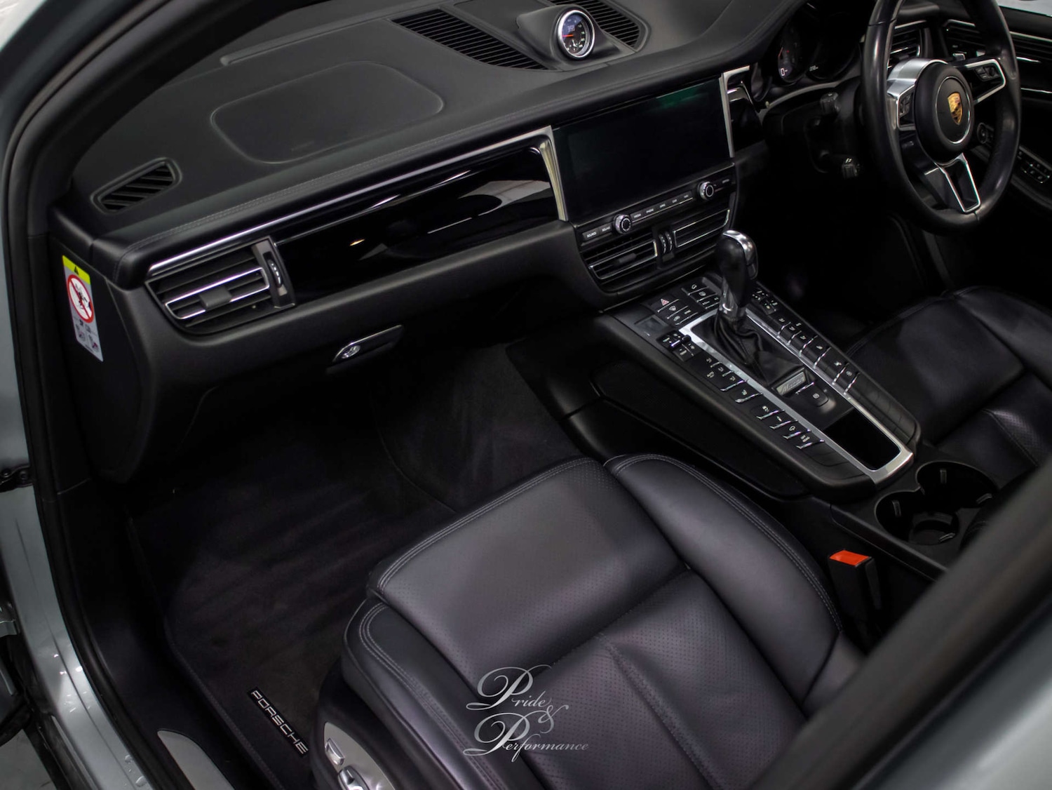 Used Porsche Macan 2019 for sale - 77118029: Photo 30