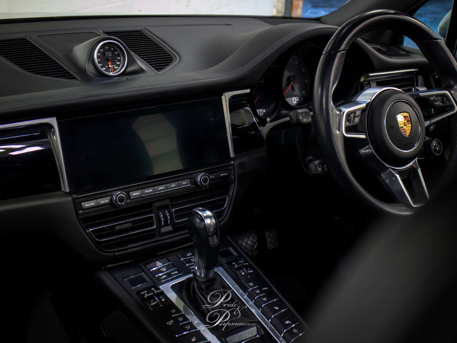 Used Porsche Macan 2019 for sale - 77118029: Photo 31