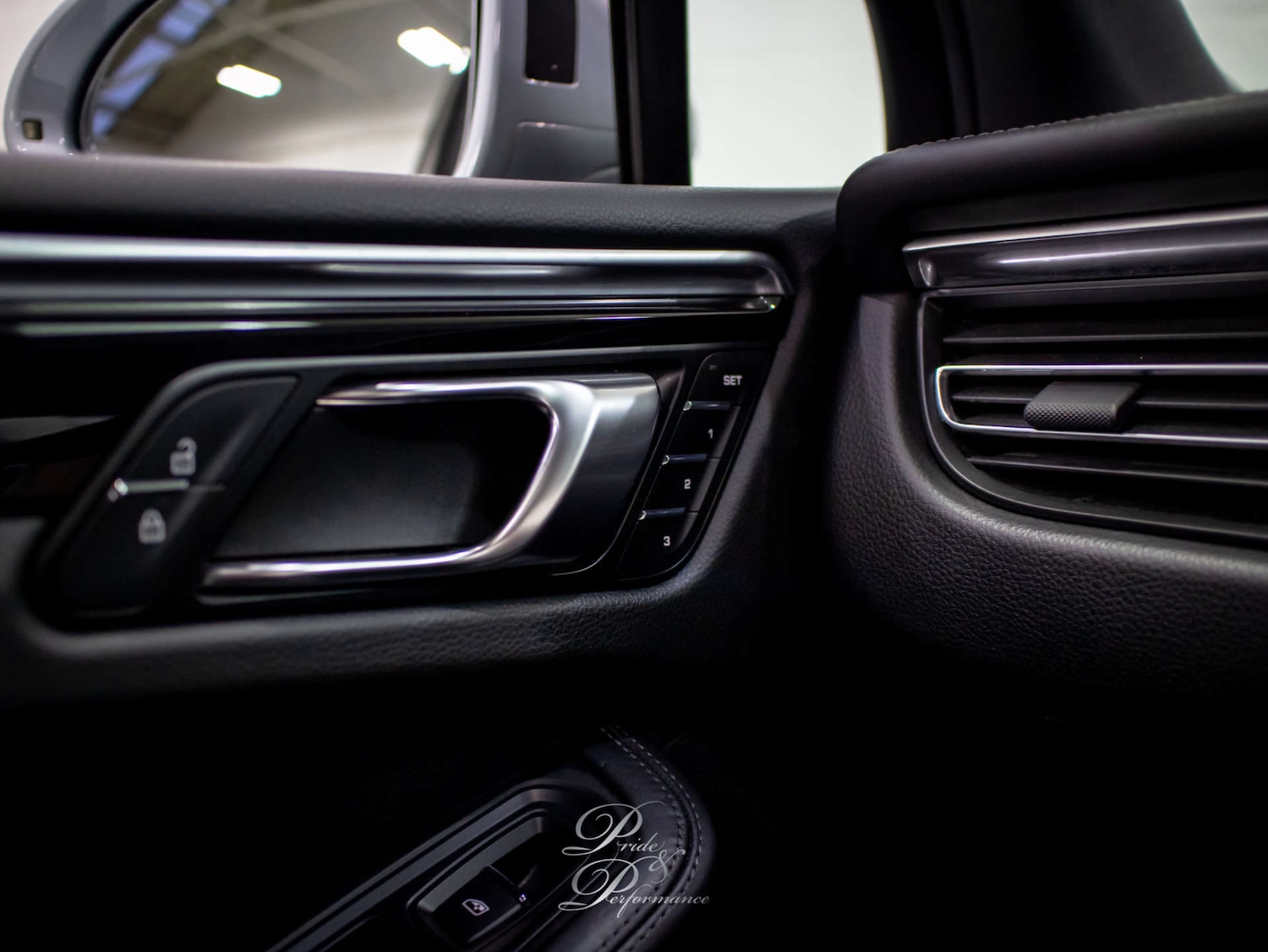 Used Porsche Macan 2019 for sale - 77118029: Photo 54