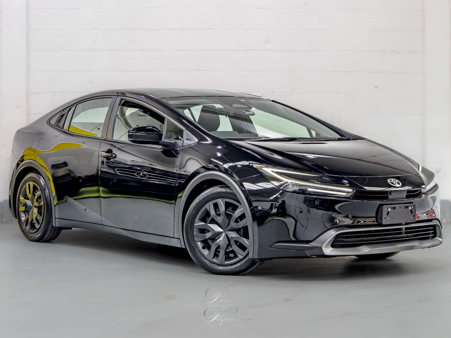 Used Toyota Prius 2025 for sale - 76642977: Photo 5
