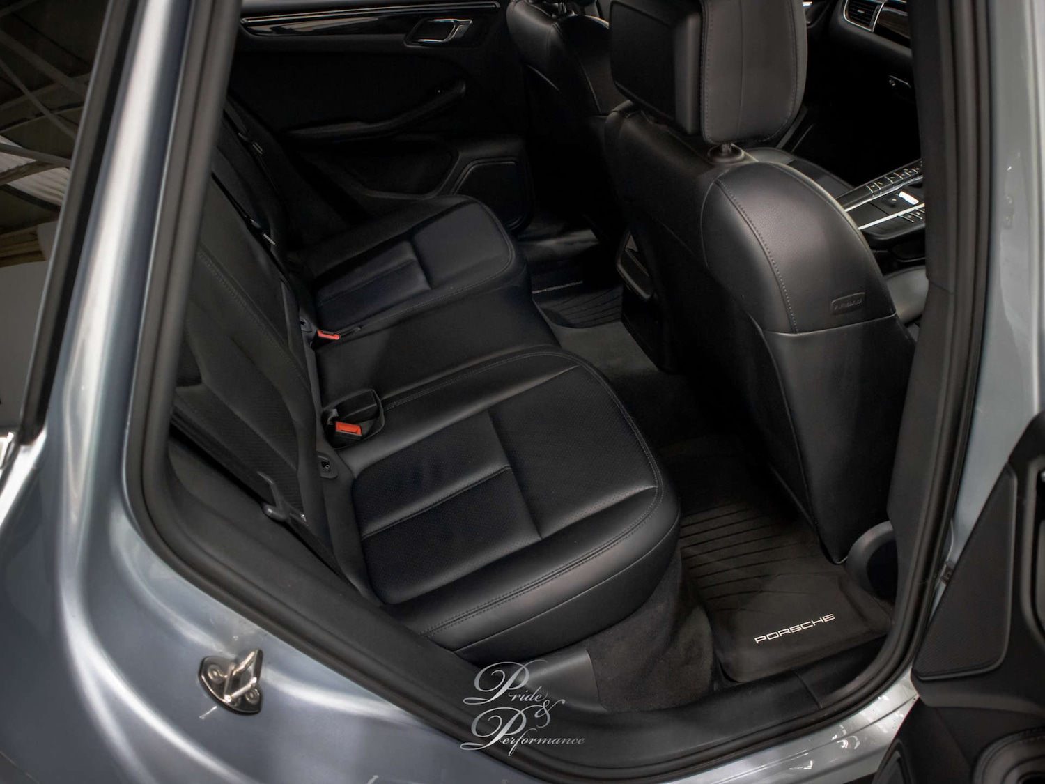 Used Porsche Macan 2015 for sale - 77978801: Photo 17