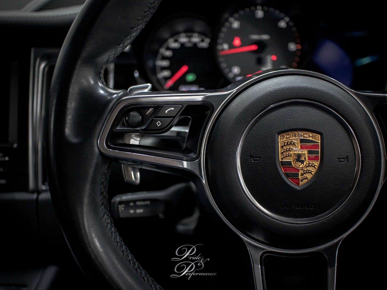 Used Porsche Macan 2015 for sale - 77978801: Photo 26