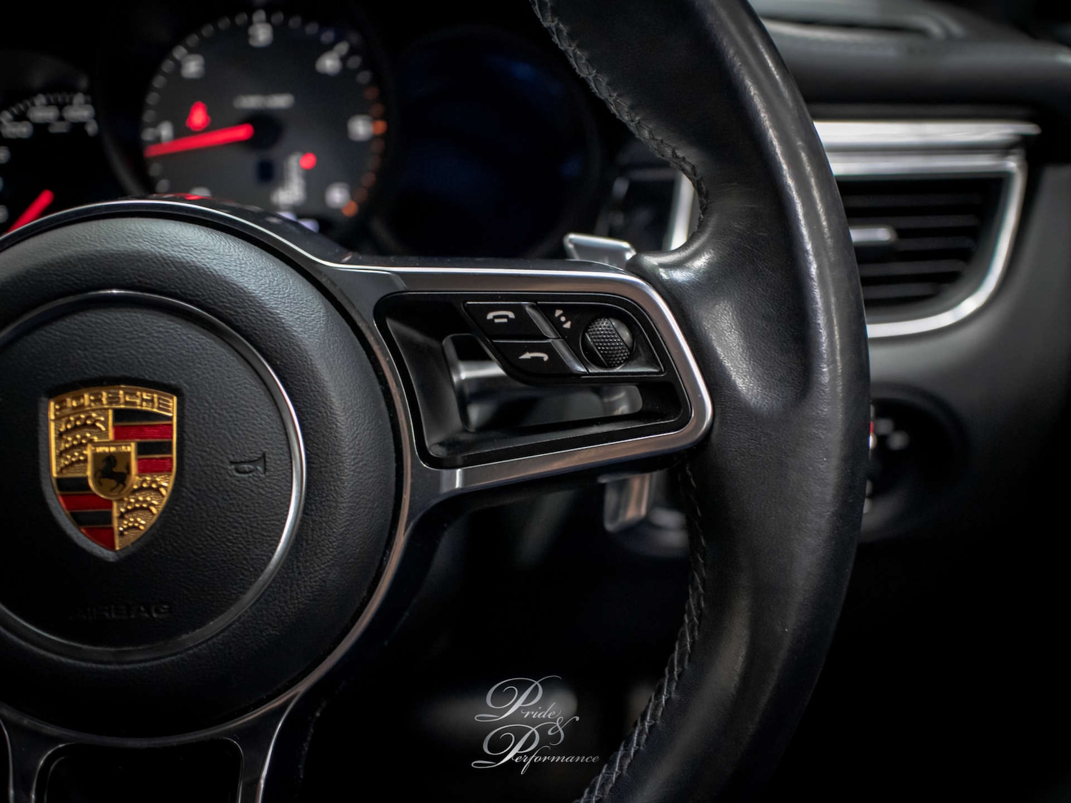 Used Porsche Macan 2015 for sale - 77978801: Photo 27