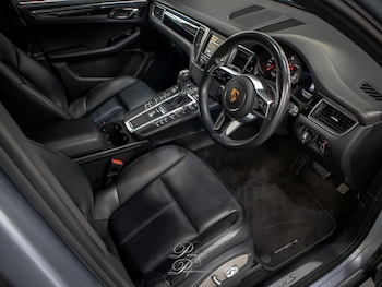 Used Porsche Macan 2015 for sale - 77978801: Photo