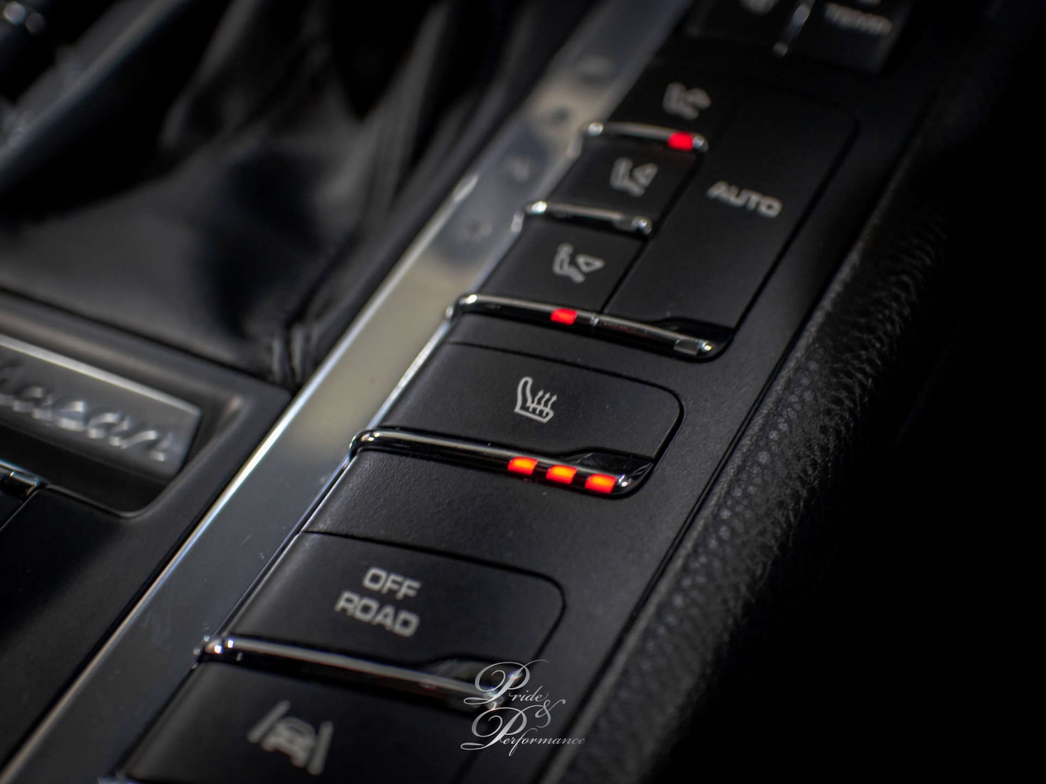 Used Porsche Macan 2015 for sale - 77978801: Photo 30