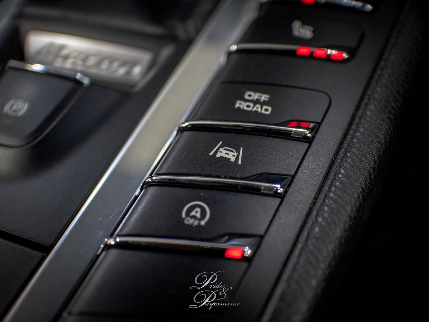 Used Porsche Macan 2015 for sale - 77978801: Photo 31