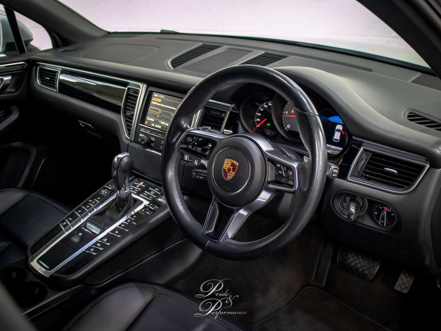 Used Porsche Macan 2015 for sale - 77978801: Photo 36