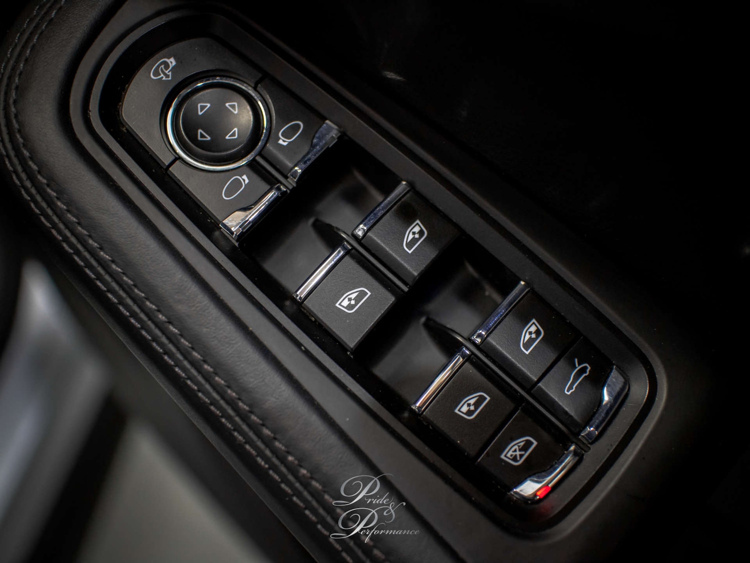 Used Porsche Macan 2015 for sale - 77978801: Photo 38