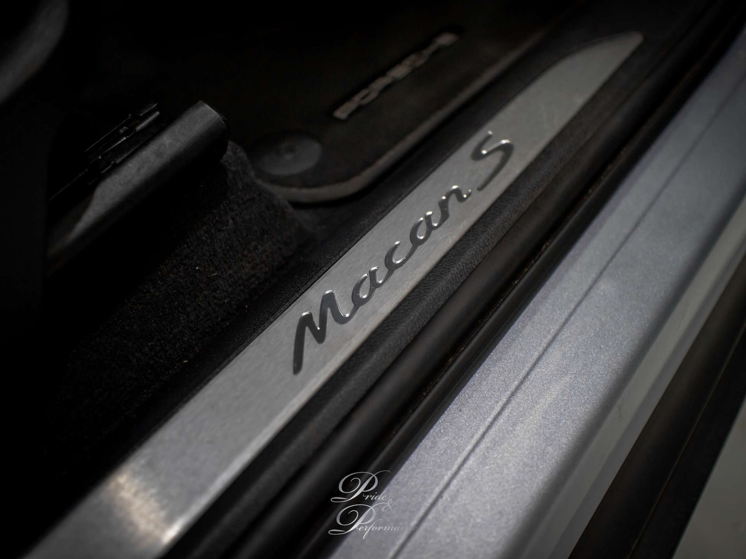 Used Porsche Macan 2015 for sale - 77978801: Photo 42