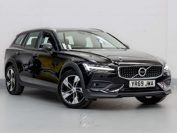 Used Volvo V60 2019 for sale - 78565738: Photo