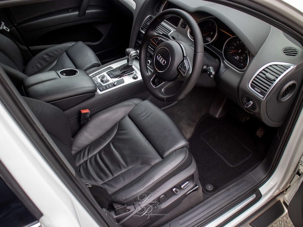 Used Audi Q7 2012 for sale - 76223040: Photo 2