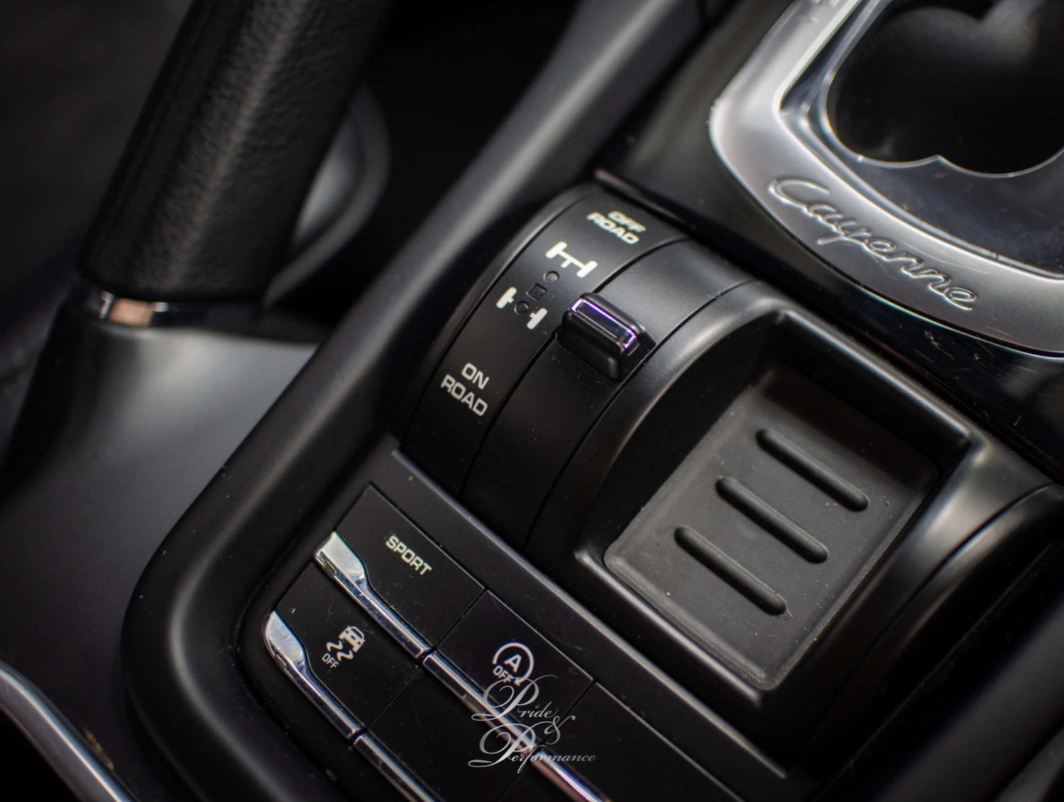 Used Porsche Cayenne 2017 for sale - 78066694: Photo 34