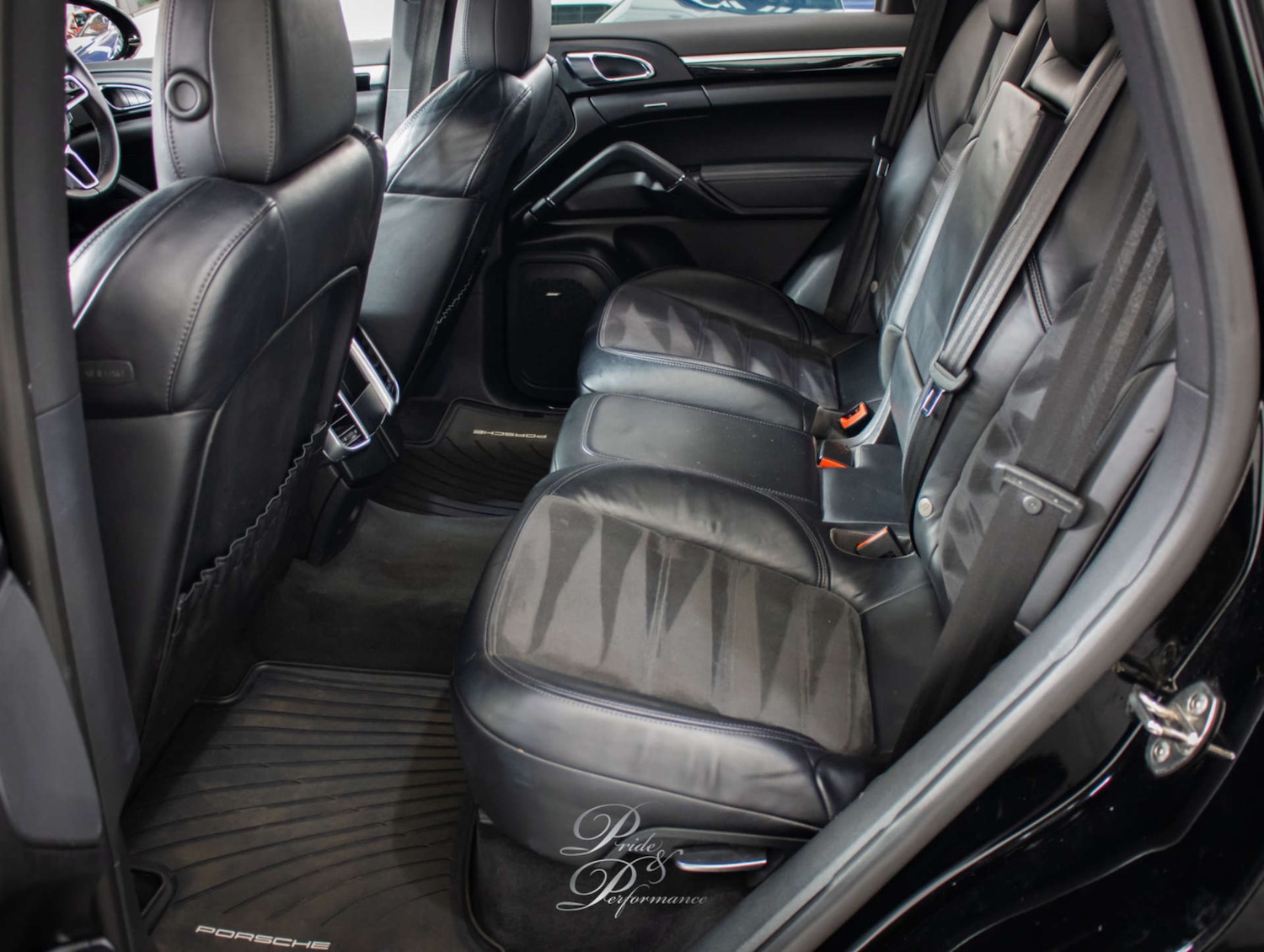 Used Porsche Cayenne 2017 for sale - 78066694: Photo 42