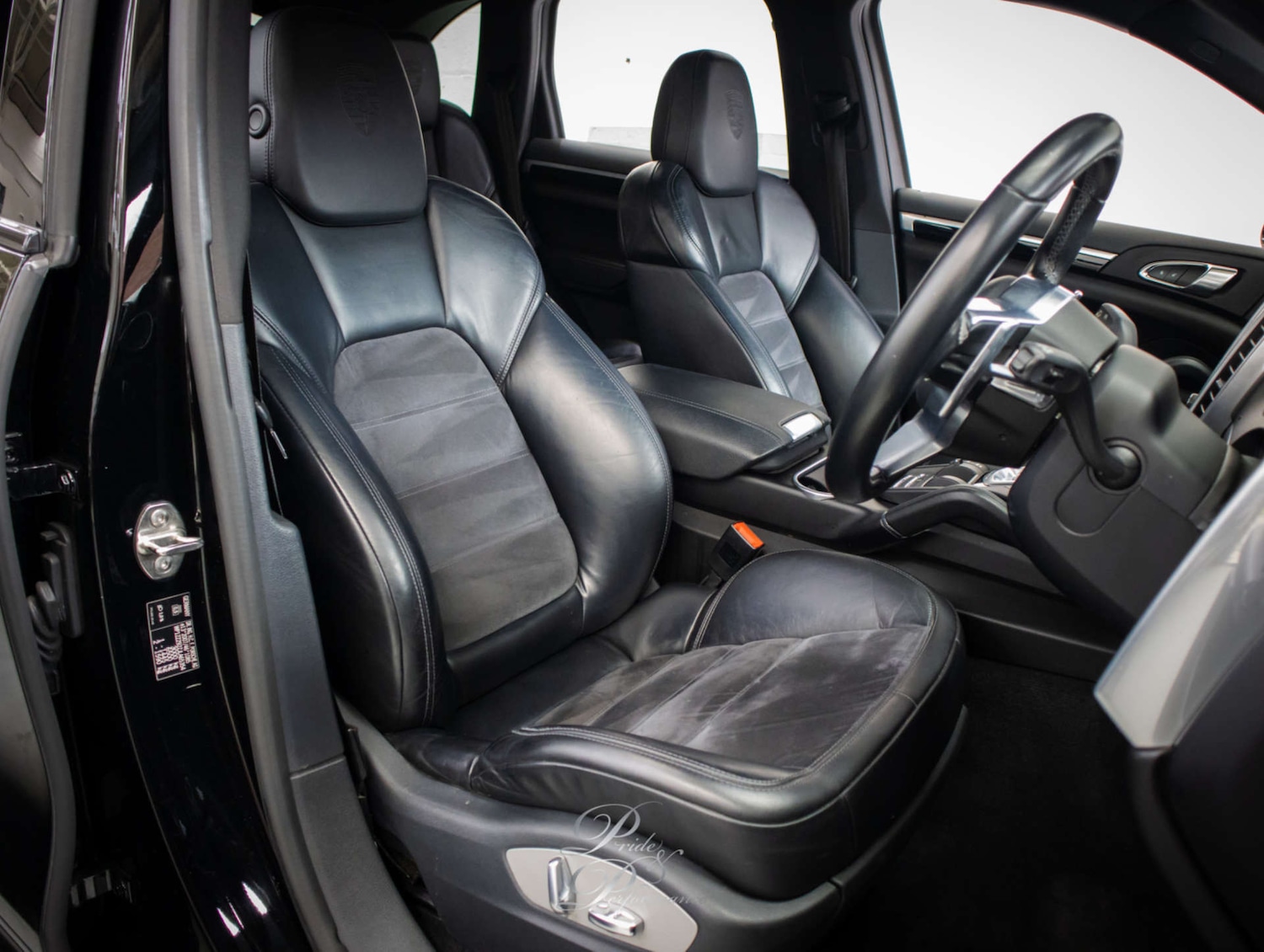 Used Porsche Cayenne 2017 for sale - 78066694: Photo 43