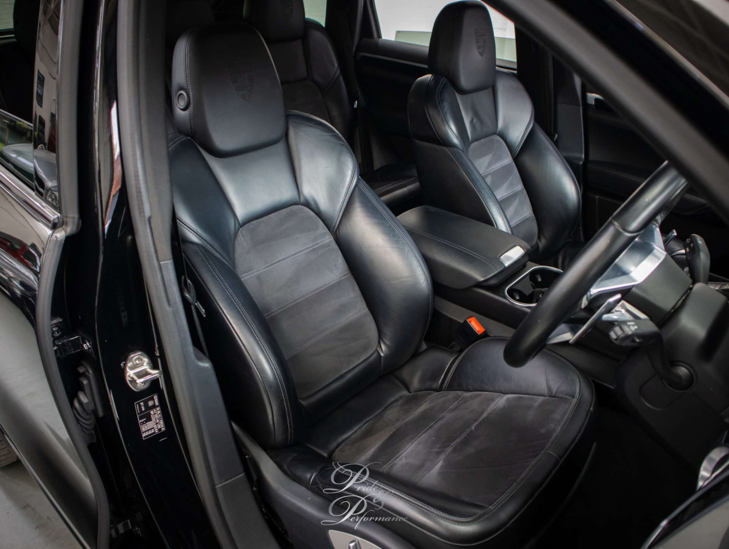 Used Porsche Cayenne 2017 for sale - 78066694: Photo 44