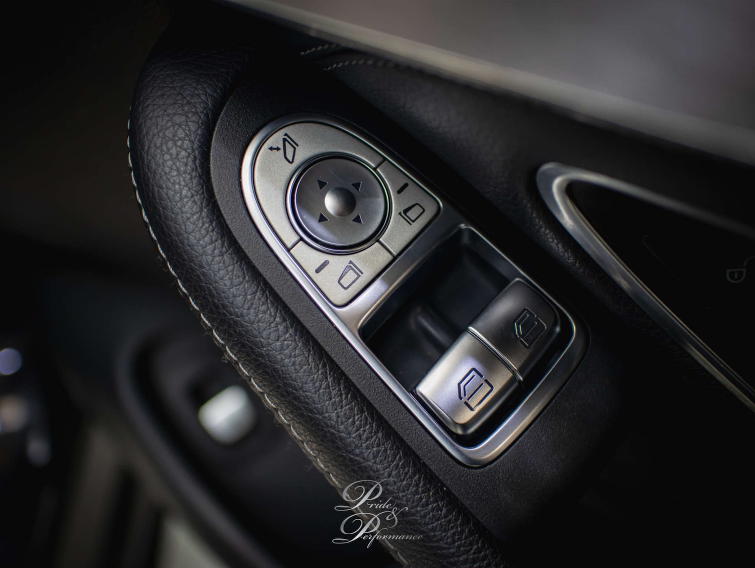 Used Mercedes-Benz C Class 2019 for sale - 78148812: Photo 39