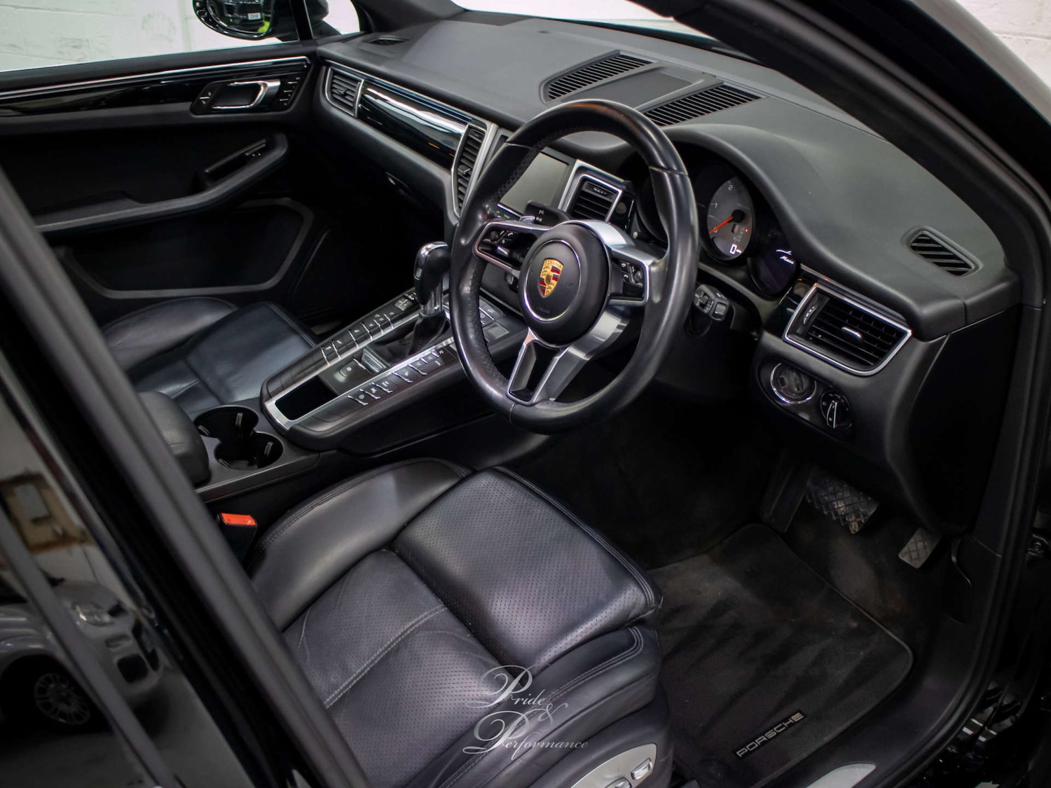 Used Porsche Macan 2014 for sale - 77803659: Photo 17