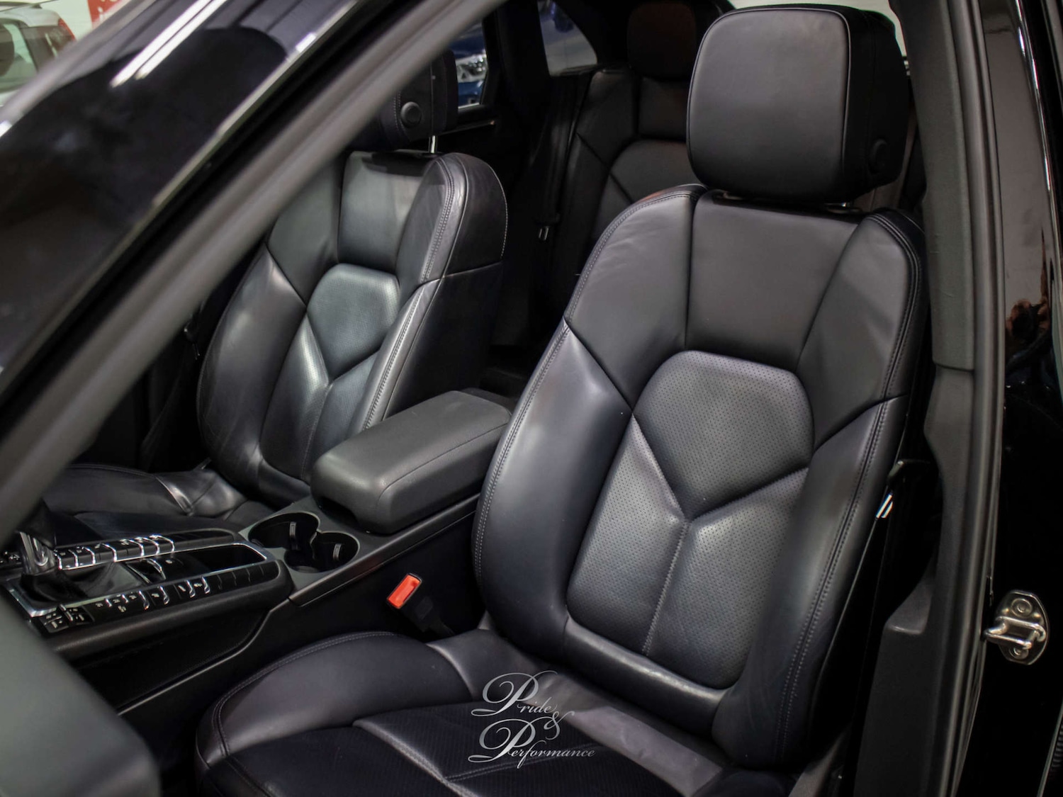 Used Porsche Macan 2014 for sale - 77803659: Photo 19