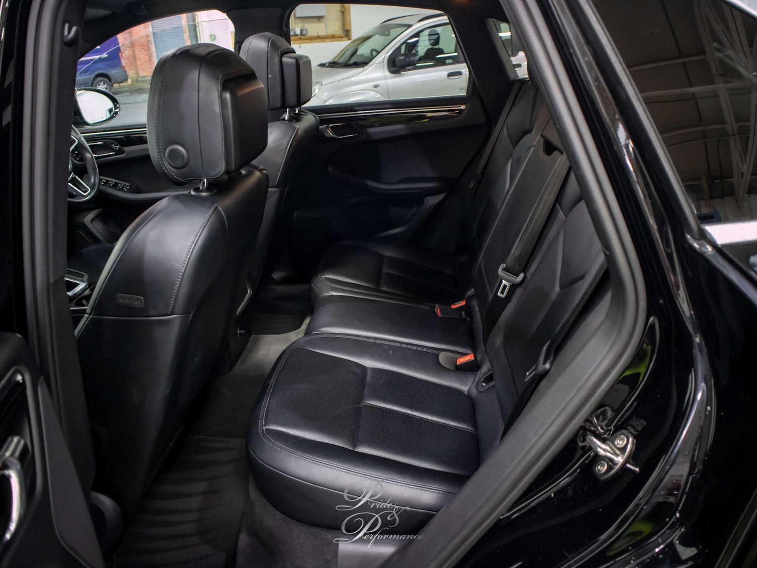 Used Porsche Macan 2014 for sale - 77803659: Photo 32