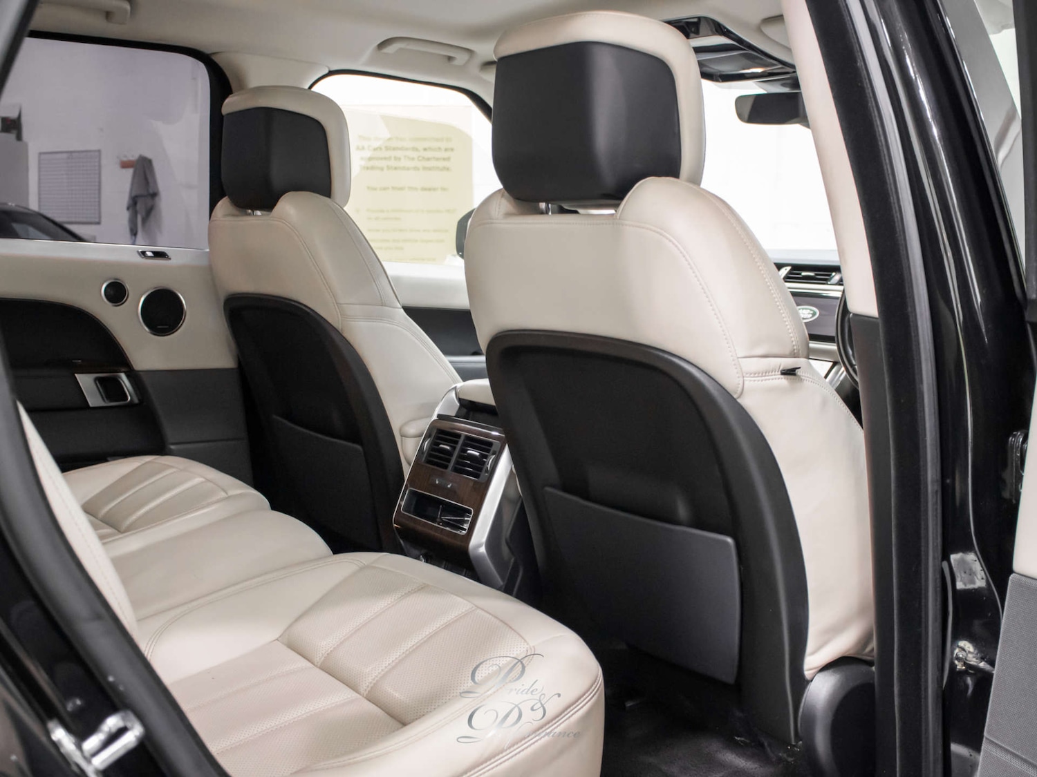 Used Land Rover Range Rover Sport 2018 for sale - 76486559: Photo 17