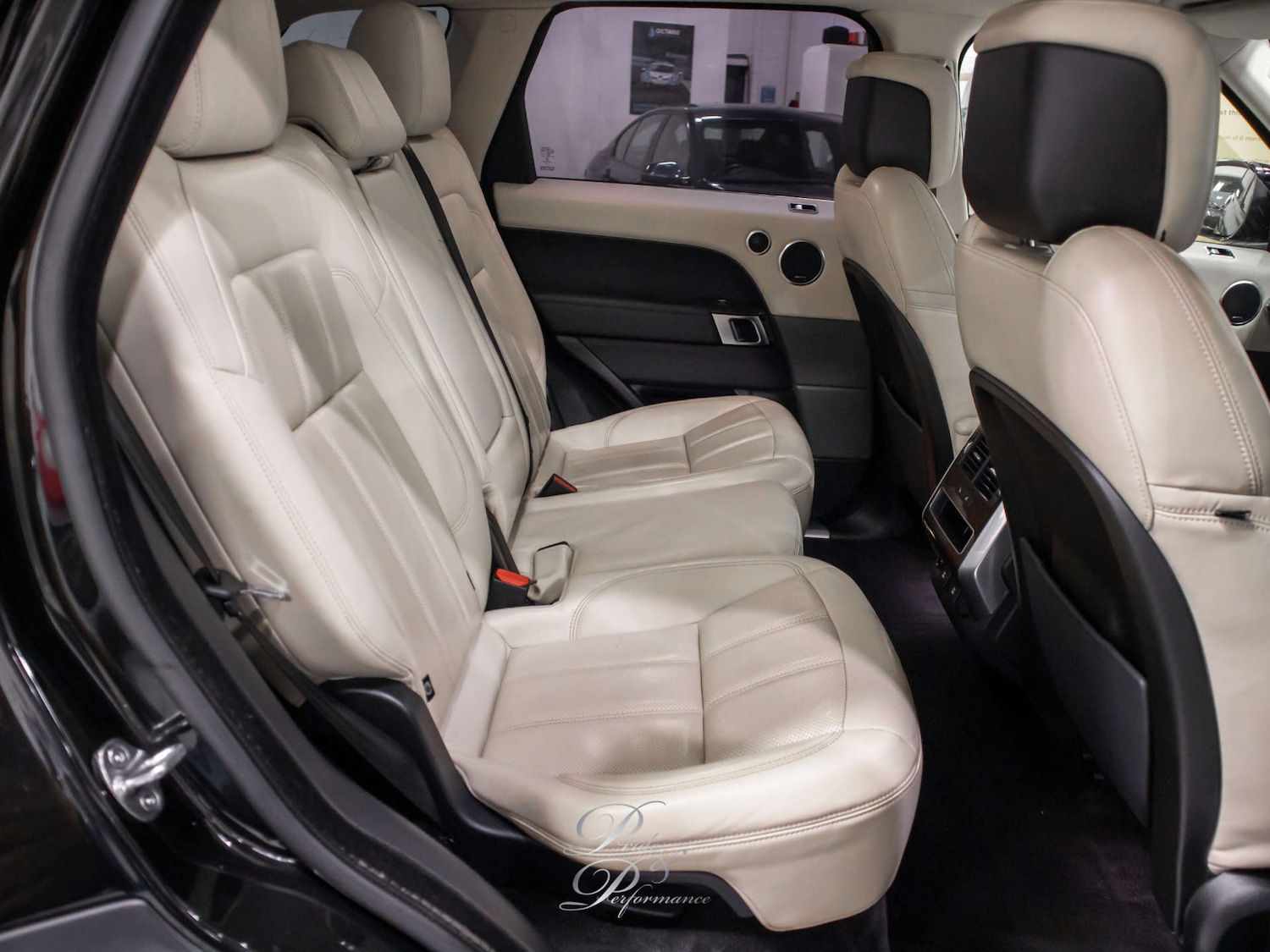 Used Land Rover Range Rover Sport 2018 for sale - 76486559: Photo 19