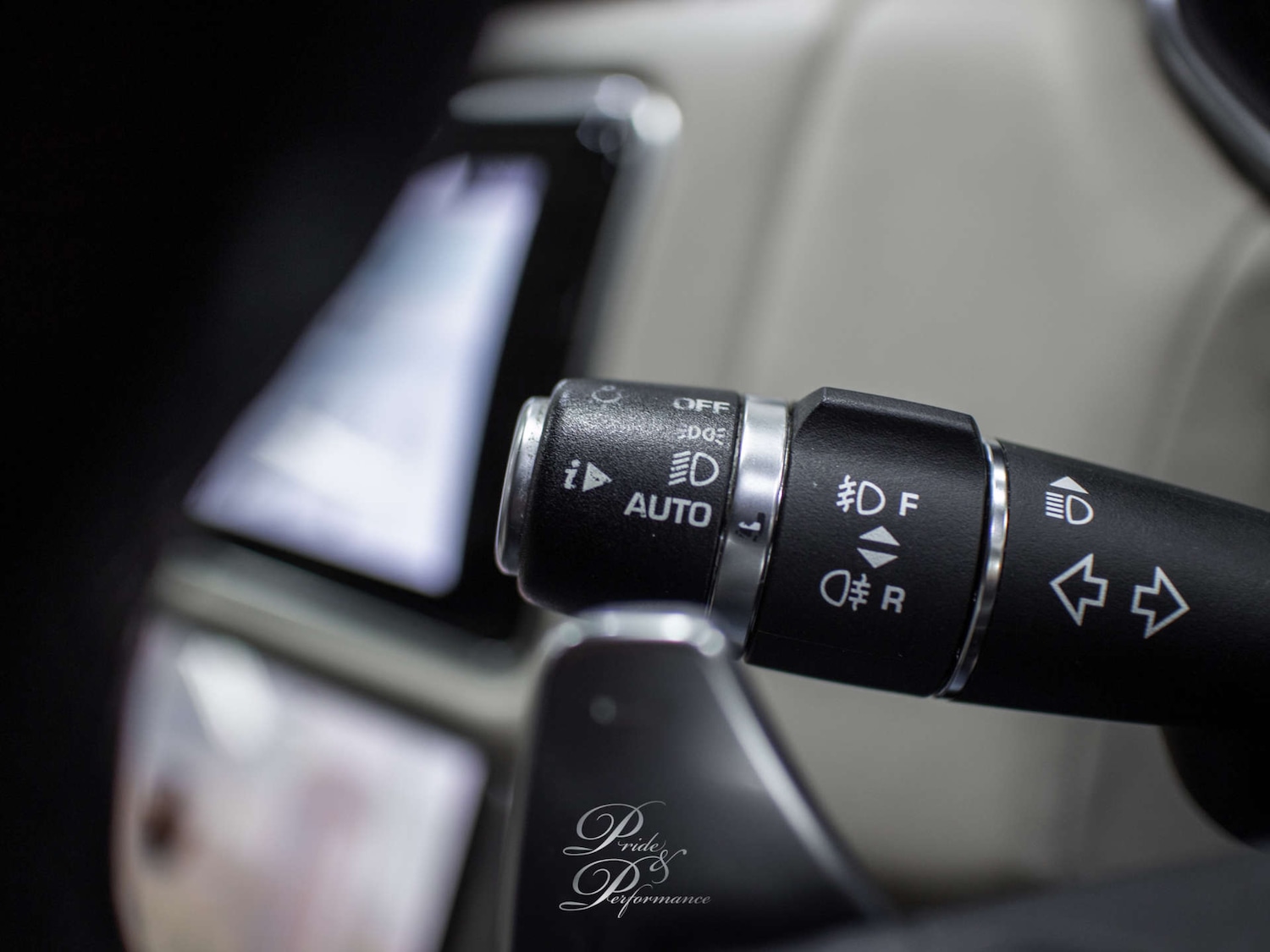 Used Land Rover Range Rover Sport 2018 for sale - 76486559: Photo 40