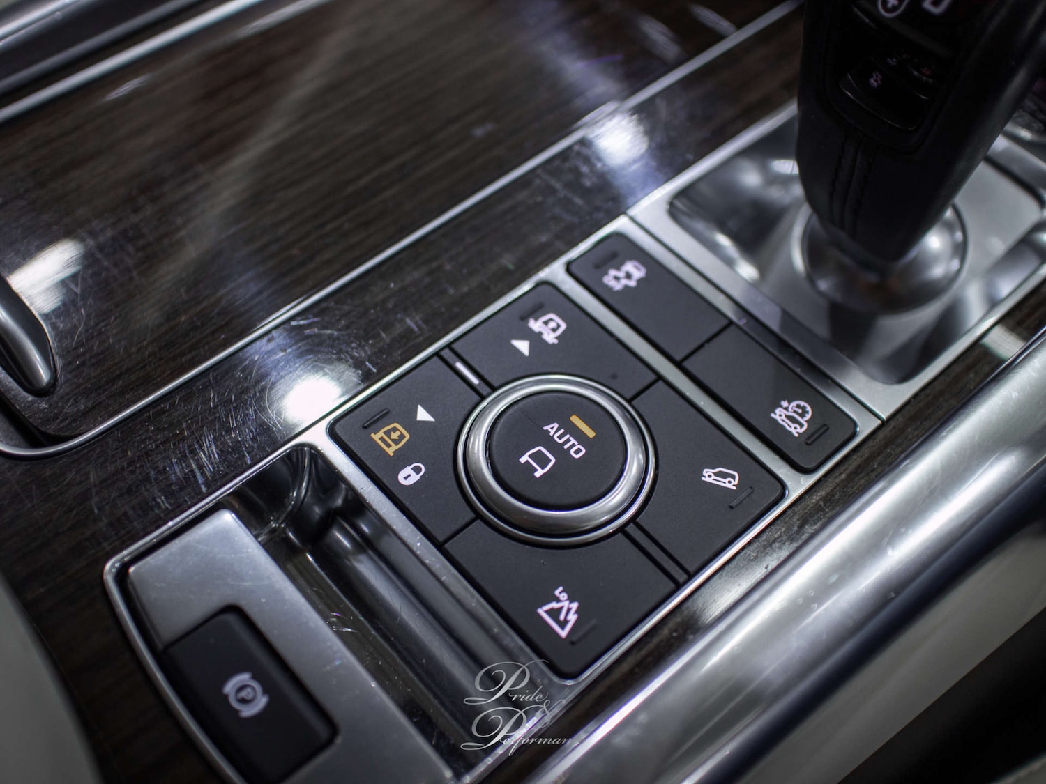 Used Land Rover Range Rover Sport 2018 for sale - 76486559: Photo 41