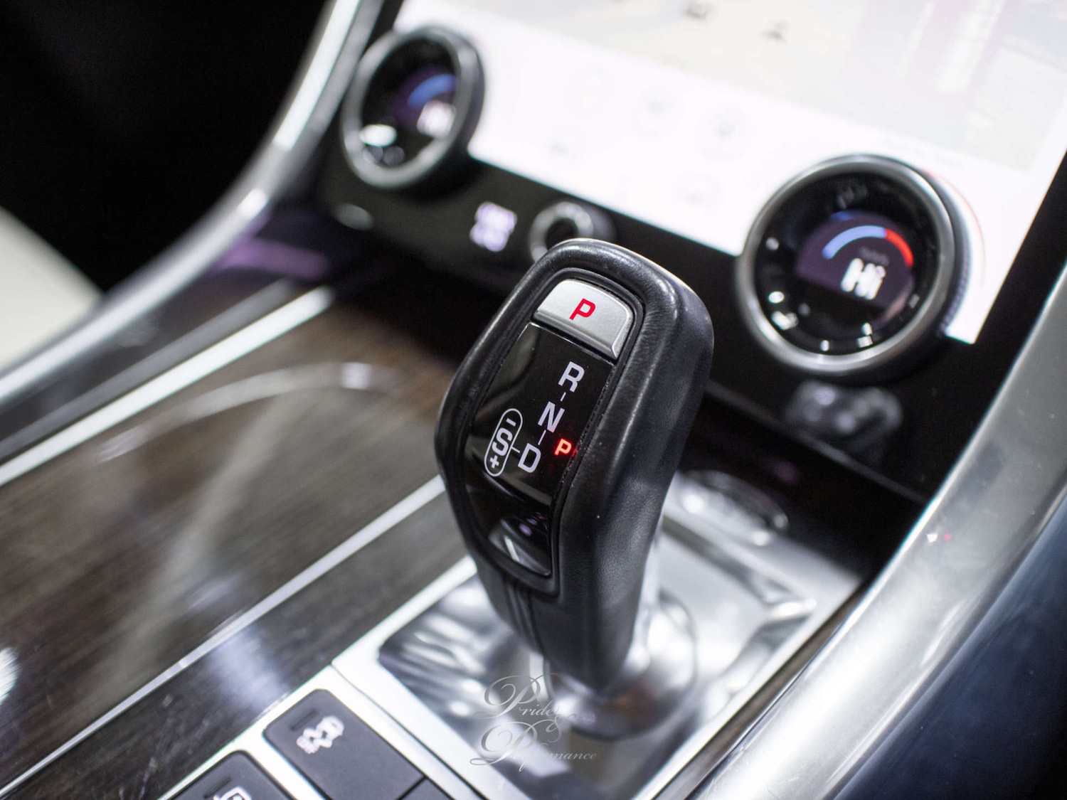 Used Land Rover Range Rover Sport 2018 for sale - 76486559: Photo 45