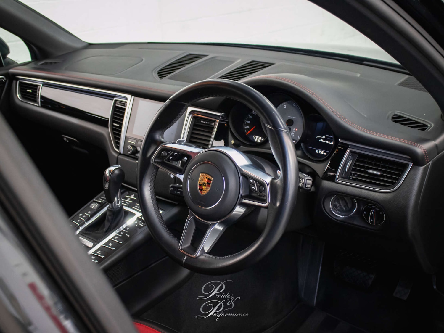 Used Porsche Macan 2018 for sale - 76900089: Photo 13