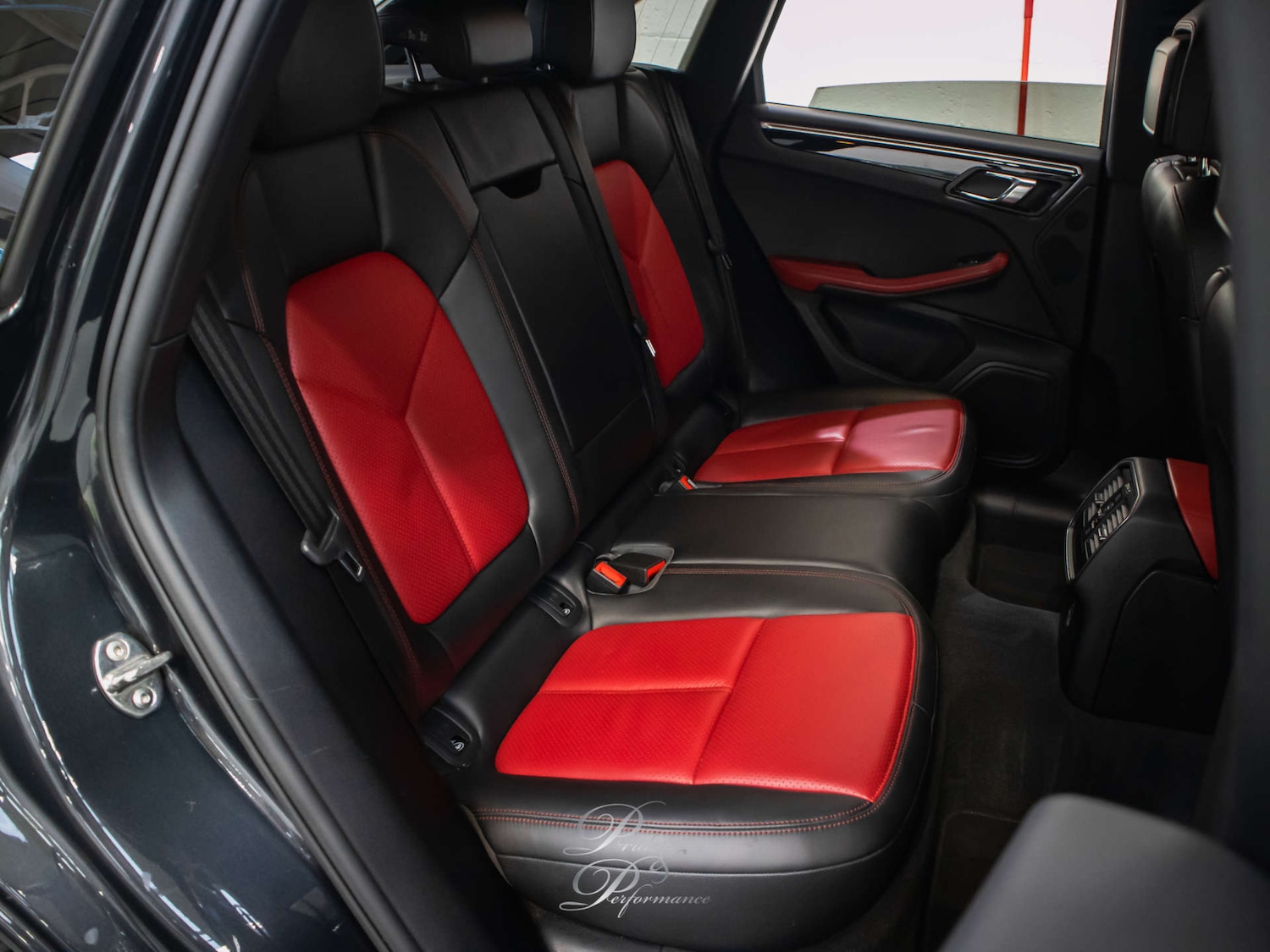 Used Porsche Macan 2018 for sale - 76900089: Photo 21