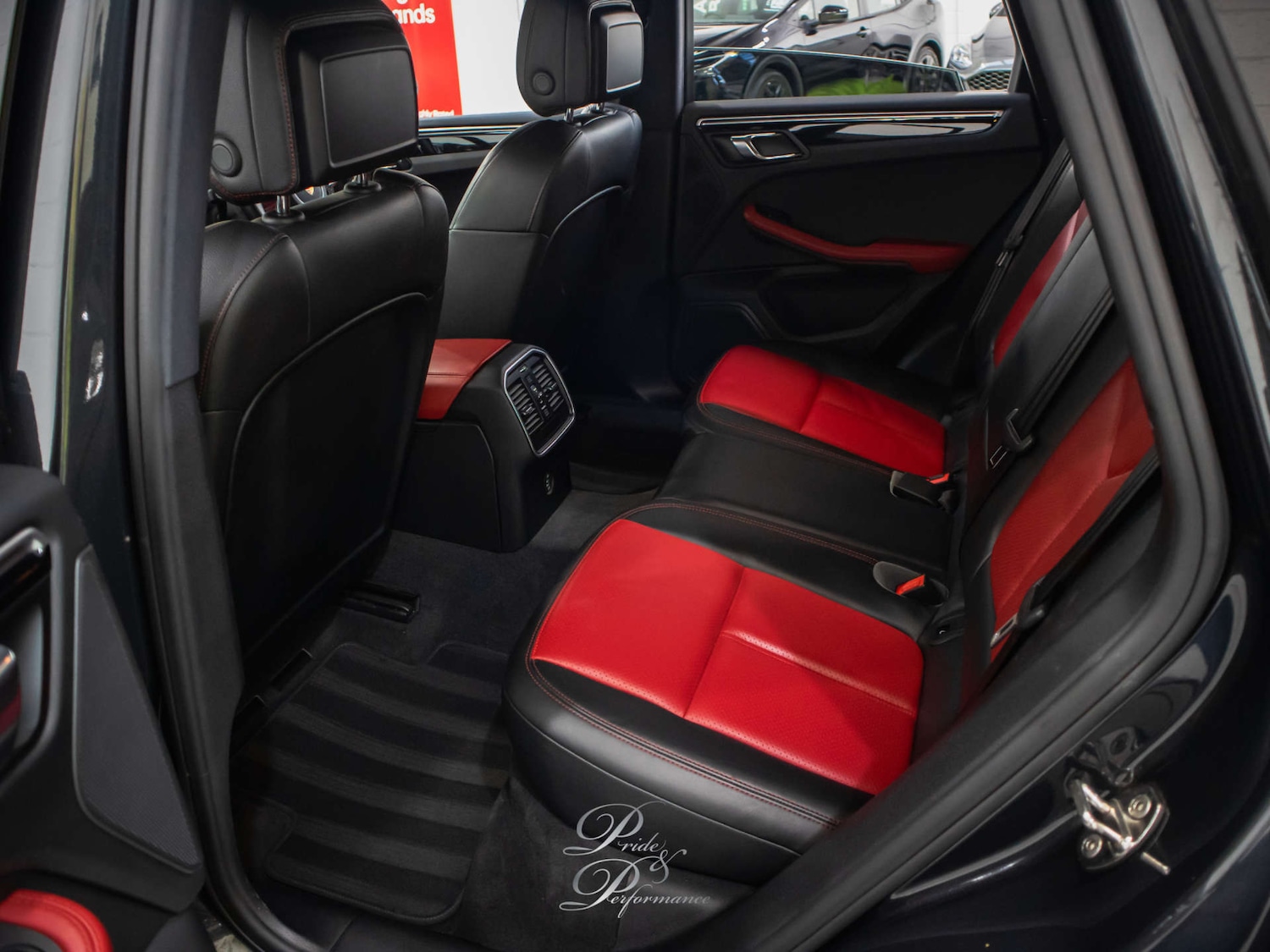 Used Porsche Macan 2018 for sale - 76900089: Photo 23