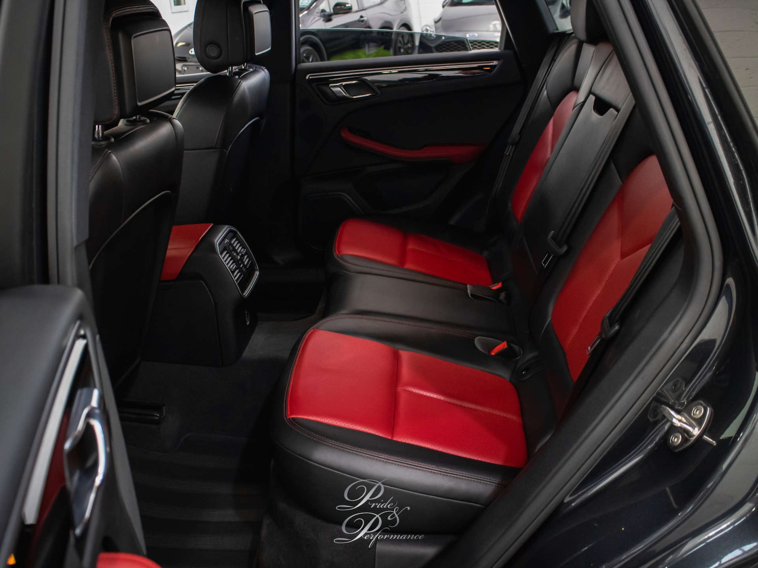 Used Porsche Macan 2018 for sale - 76900089: Photo 25