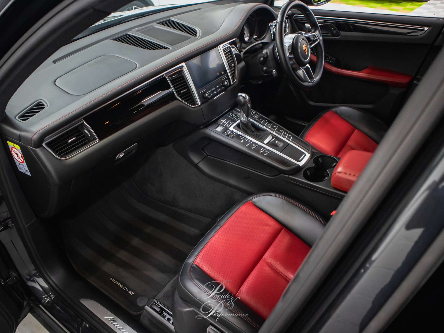 Used Porsche Macan 2018 for sale - 76900089: Photo 29