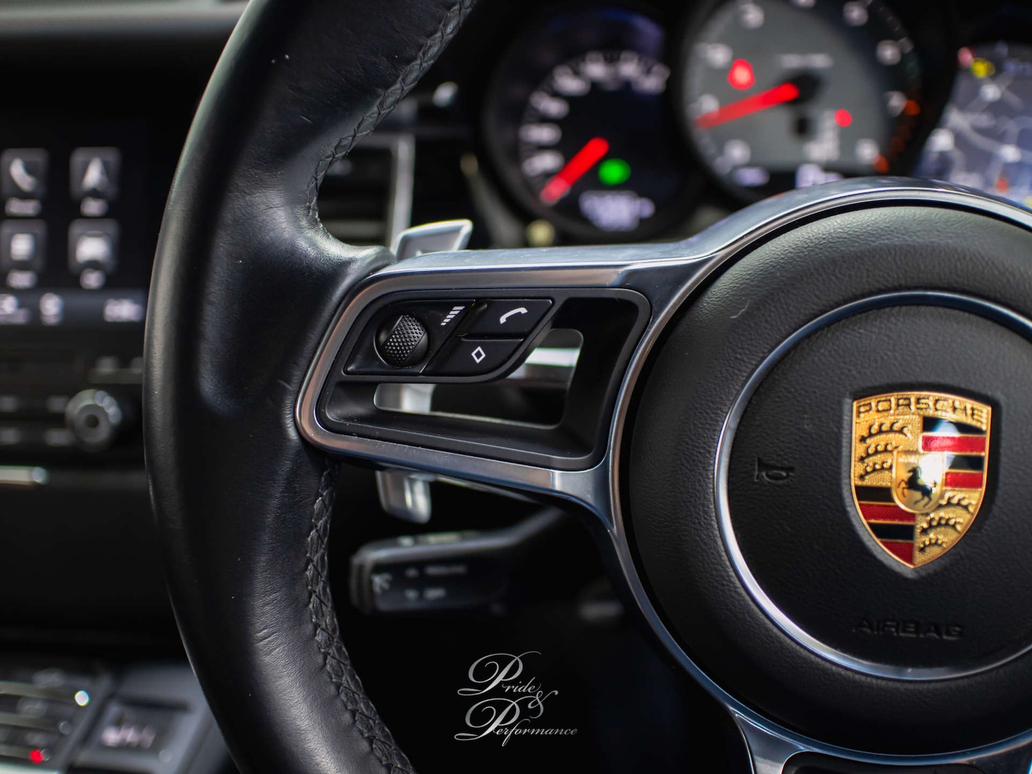 Used Porsche Macan 2018 for sale - 76900089: Photo 39