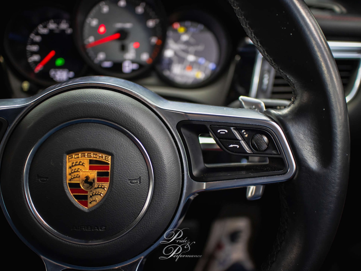 Used Porsche Macan 2018 for sale - 76900089: Photo 40