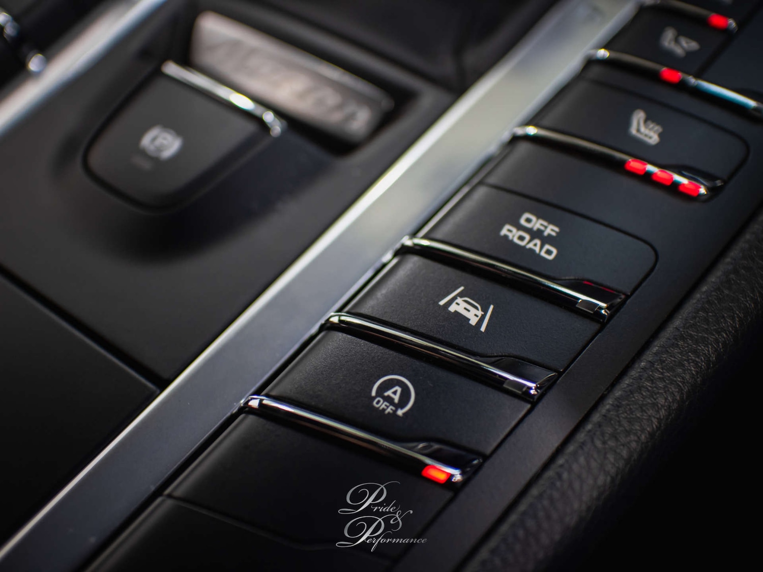 Used Porsche Macan 2018 for sale - 76900089: Photo 44