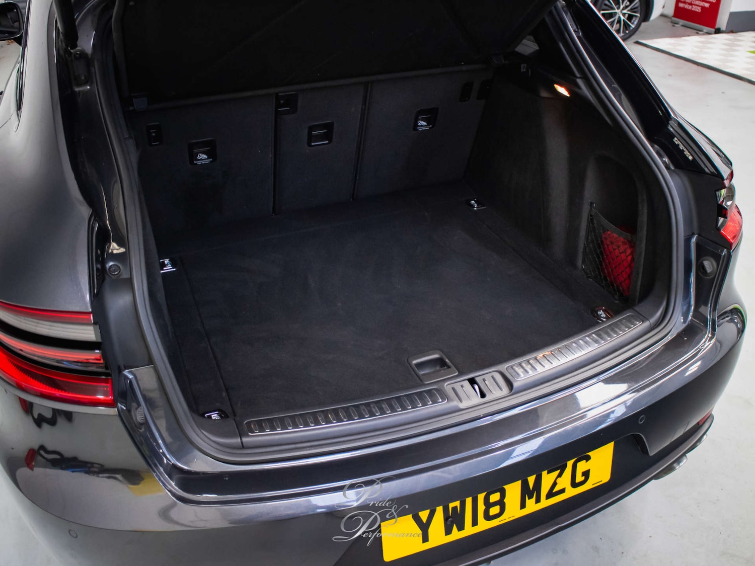 Used Porsche Macan 2018 for sale - 76900089: Photo 51