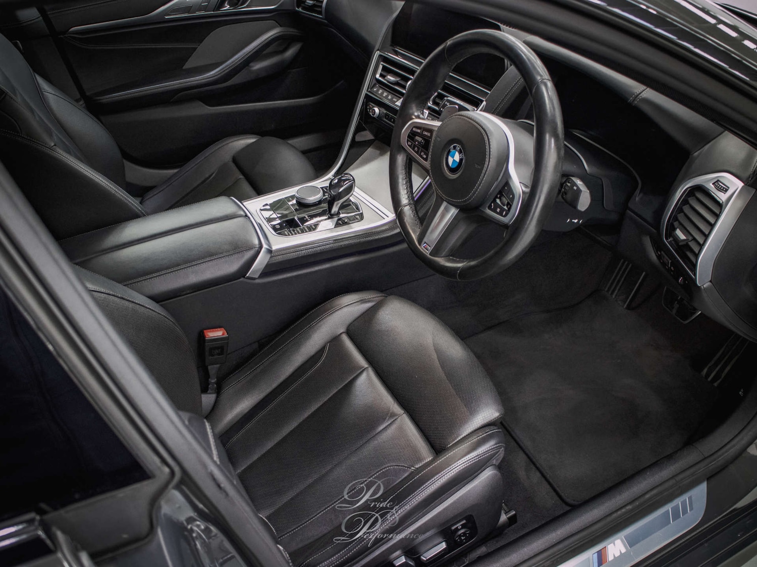 Used BMW 8 Series 2020 for sale - 76097684: Photo 15