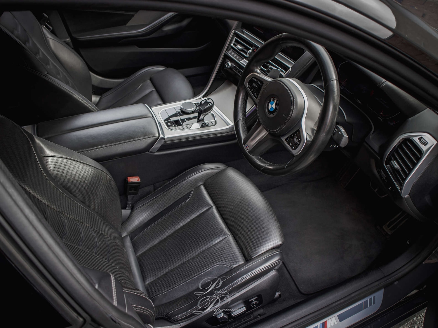 Used BMW 8 Series 2020 for sale - 76097684: Photo 42